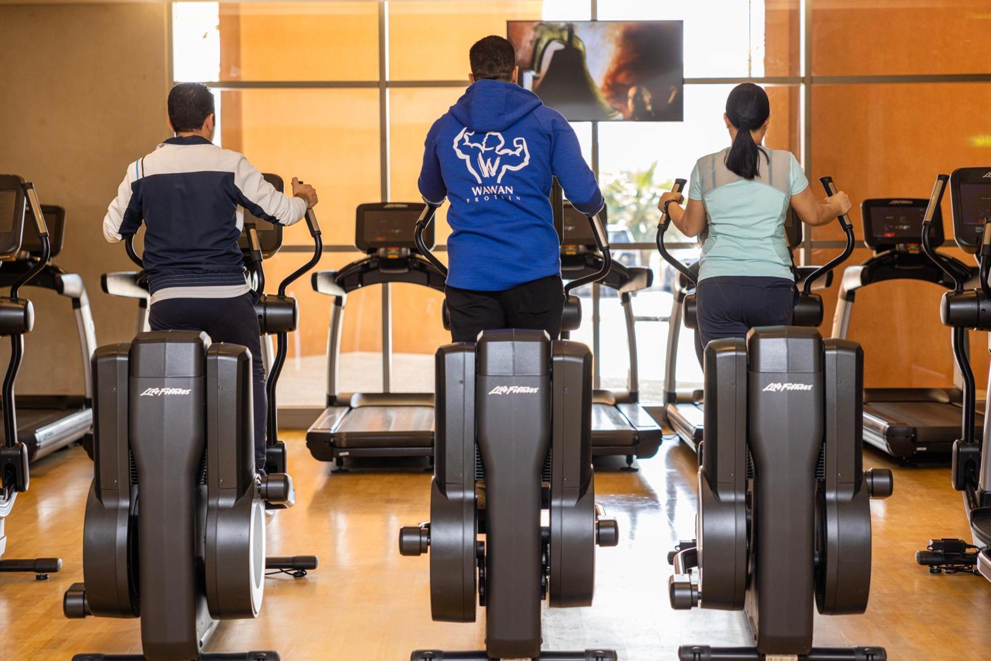 Marina Hotel Kuwait City Exterior foto Elliptical cross trainer